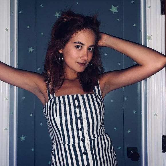 Meet your Posher, Alex - Picture 5 of 7